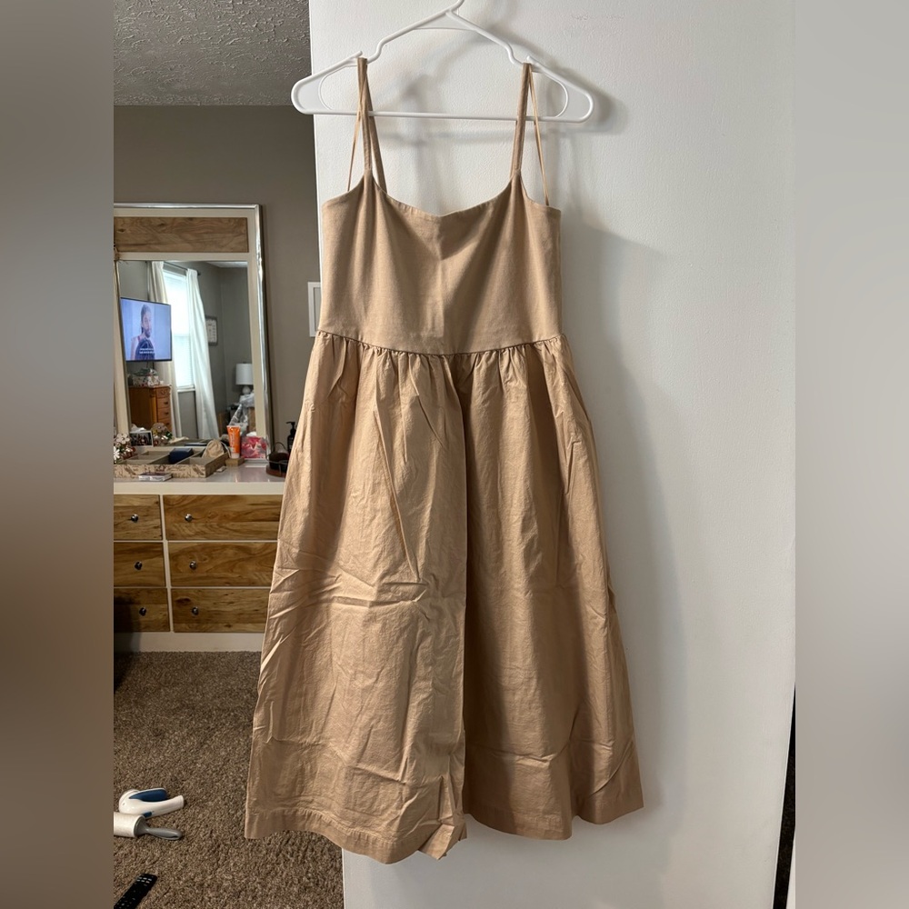 Old Navy Tan Dress